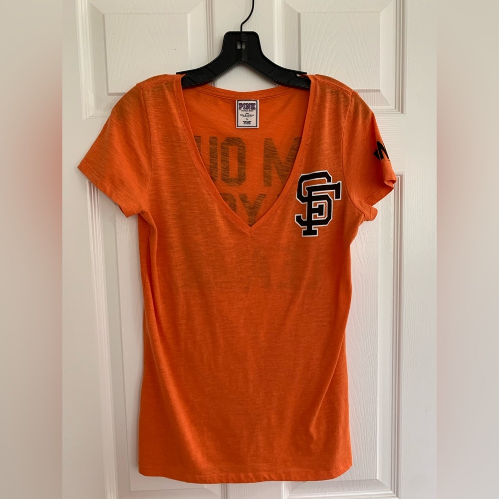 Victoria’s Secret PINK V-Neck T-Shirt Orange & Black SF Giants Baseball, Large